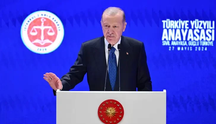 Cumhurbaşkanı Erdoğan: “Çerçevesini darbecilerin çizdiği sorunlu anayasa ile yola devam edemeyiz”