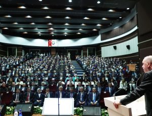 Cumhurbaşkanı Erdoğan: “Halkla araya mesafe koymanın bizim siyaset geleneğimizde yeri yoktur”