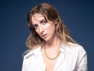 Ceren Gündoğdu “Bi Daha Da Sevmicem” Diyor