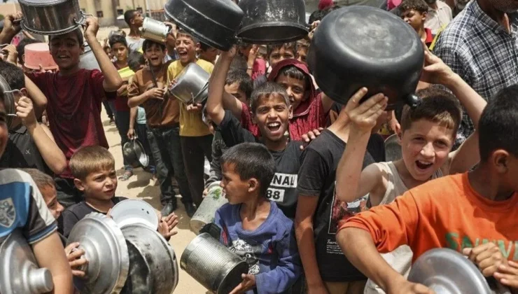 Gazze’de çocuklar yetersiz beslenme nedeniyle ölümle pençeleşiyor