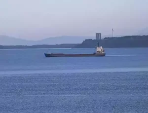 Çanakkale Boğazı’nda akaryakıt tankeri makine arızası yaptı