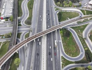 Bayram tatilinin ilk günü İstanbul’da trafik boş kaldı