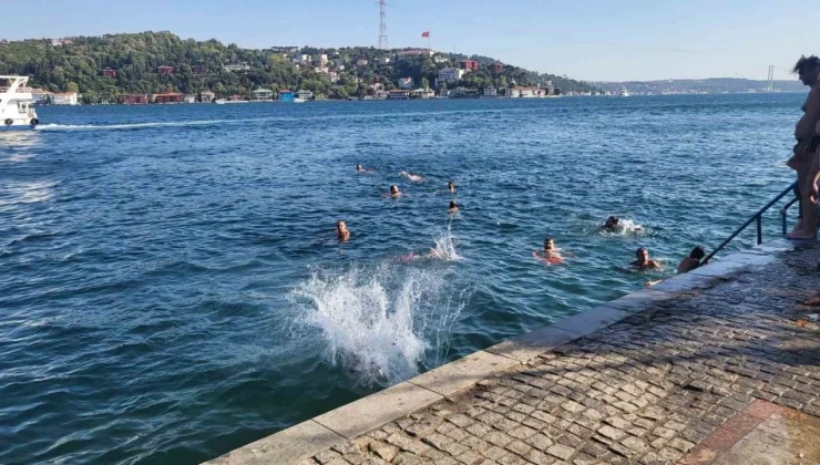 Sıcaktan bunalan İstanbullular soluğu denizde aldı