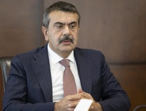 Bakan Tekin: “(Taban maaş) Sorunları çözmek için gerekli adımları atıyoruz”