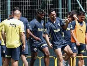 Fenerbahçe, kadroyu UEFA’ya bildirdi