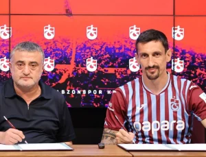 Trabzonspor, Stefan Savic ile 3 yıllık sözleşme imzaladı