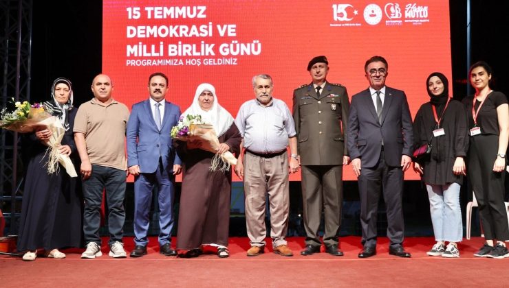 15 Temmuz Şehitleri Bayrampaşa’da Anıldı