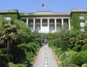 Özel liselerin ücretleri göz korkutuyor!