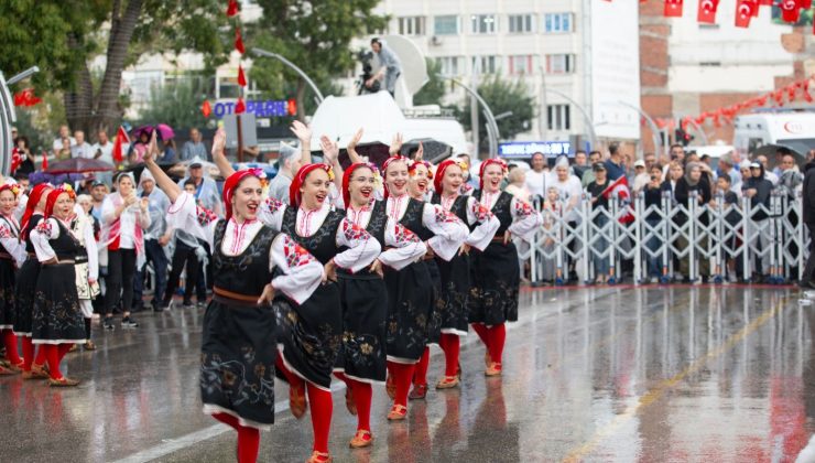 Afyonkarahisar’ın düşman işgalinden kurtuluşunun 102. yılı kutlandı