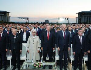 Cumhurbaşkanı Erdoğan: Savunma sanayisindeki başarılarımız dostlarımıza güven aşılarken kem gözlere korku salıyor