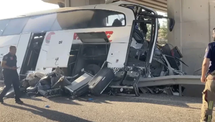 Polatlı’da otobüs köprüye saplandı: Çok sayıda ölü ve yaralı var