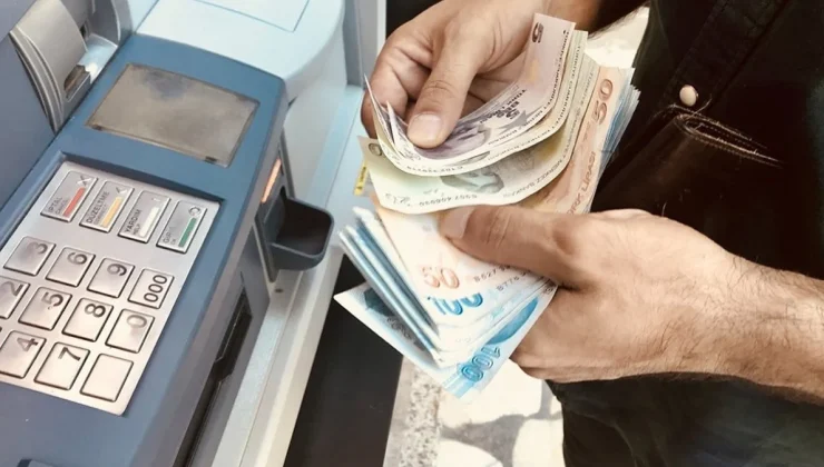 ATM’lerde Artık 100 Ve 200 TL Çekilebilecek