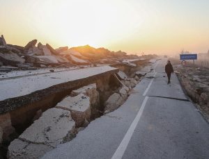 45 il ve 110 ilçe deprem riski taşıyor: Fay hattı haritası güncellendi