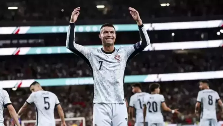 Cristiano Ronaldo, 900. golünü attı, futbol tarihine geçti