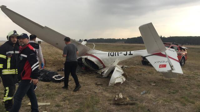 Eğitim uçağı düştü! 2 pilot hayatını kaybetti