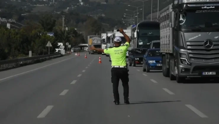 Trafikte bir haftada 2 milyon 645 bin 136 araç denetlendi