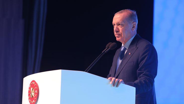 Cumhurbaşkanı Erdoğan: “Bu kılıçları kime çekiyorsunuz, şimdi bunlarla ilgili araştırmalar yapılıyor”