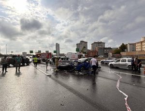 Bağcılar’da zincirleme kaza: 1 ölü, 5 yaralı