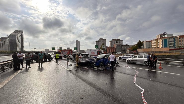 Bağcılar’da zincirleme kaza: 1 ölü, 5 yaralı