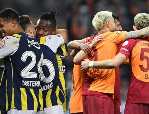 Fenerbahçe’nin savunması çok kötü, iyi değil! Sol bek yok stoper yok. Görüyorsunuz ne hatalar yapıyorlar