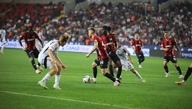 Beşiktaş’taki değişikler tam bir fiyasko idi..