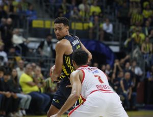 Fenerbahçe, Euroleague’e galibiyetle başladı