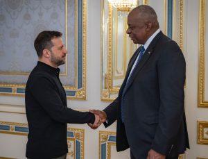 Zelenskiy, ABD Savunma Bakanı Austin ile bir araya geldi