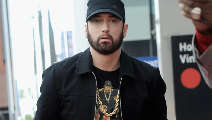 Eminem dede olacağını yeni şarkısıyla duyurdu