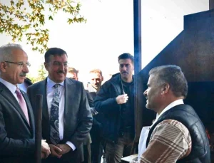 Bakan Uraloğlu, deprem bölgesinde