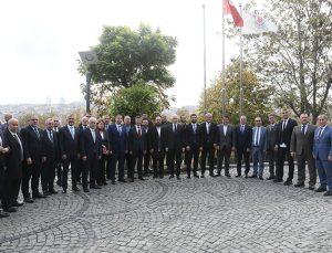 İstanbul Valisi Davut Gül’den Kağıthane’ye Ziyaret