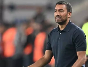 Giovanni van Bronckhorst: “Skordan ve sonuçtan memnunum”