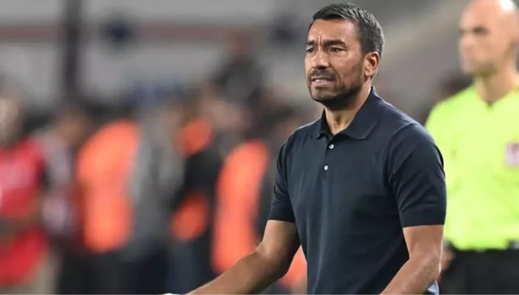 Giovanni van Bronckhorst: “Skordan ve sonuçtan memnunum”
