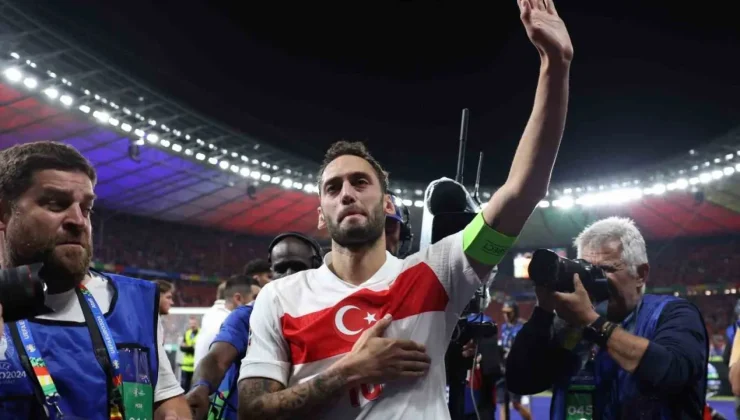 Hakan Çalhanoğlu: “Milan’dayken Galatasaray’a gelme ihtimalim vardı”