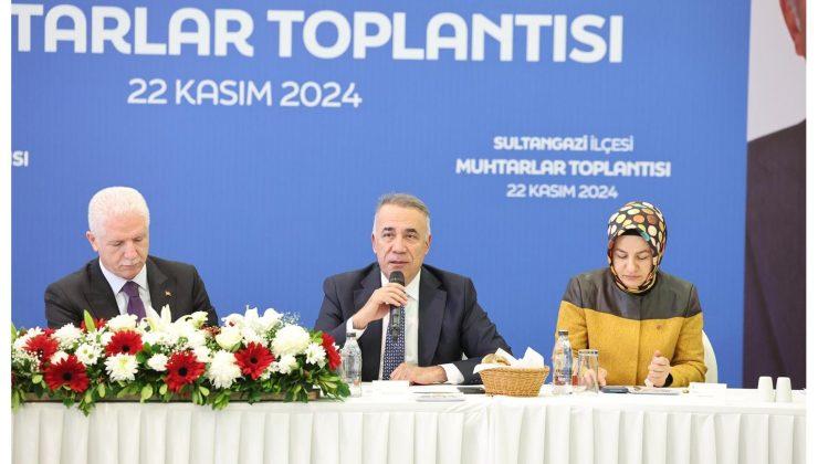 İstanbul Valisi Davut Gül Sultangazili Muhtarlarla Bir Arada