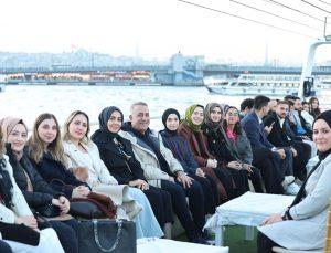 Sultangazi Belediyesi’nden Öğretmenlere Özel Vapur Gezisi