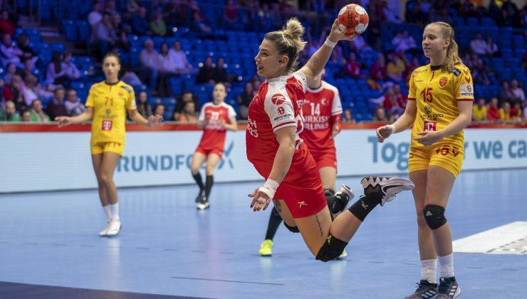 A Milli Kadın Hentbol Takımı, Avrupa Şampiyonası’nda ilk puanını aldı