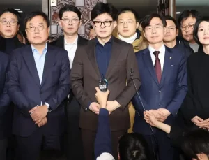 Güney Kore’de siyasi kaos sürüyor