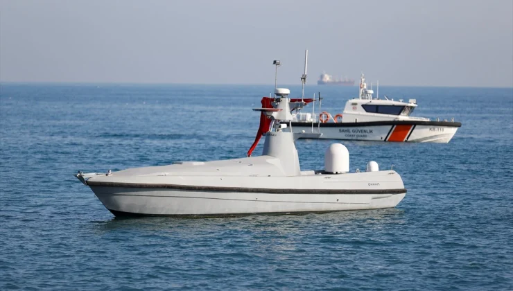Mersin’de insansız deniz aracı OKHAN tanıtıldı