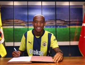 Fenerbahçe, Anderson Talisca ile sözleşme imzaladı