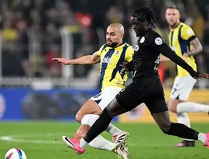 Net bir penaltıydı! VAR diye birşey var neden adama sarılıyorsun?