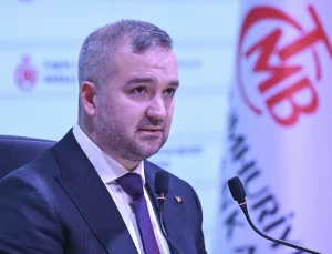 TCMB Başkanı Fatih Karahan, Suudi Arabistan’da faiz politikasını anlattı