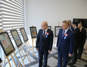 Mehmet Şimşek: Az kazanandan az, çok kazanandan çok vergi alınacak