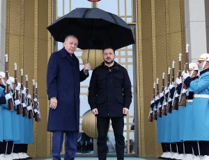 Vladimir Zelensky: Yeni Suriye olmak istemiyoruz