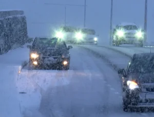 İstanbul’un yüksek kesimlerinde kar yağışı etkili oldu