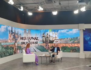 Neşe Sapmaz ile Sır Perdesi Cumartesi canlı yayınla saat 23:00 de Flash Haber’de