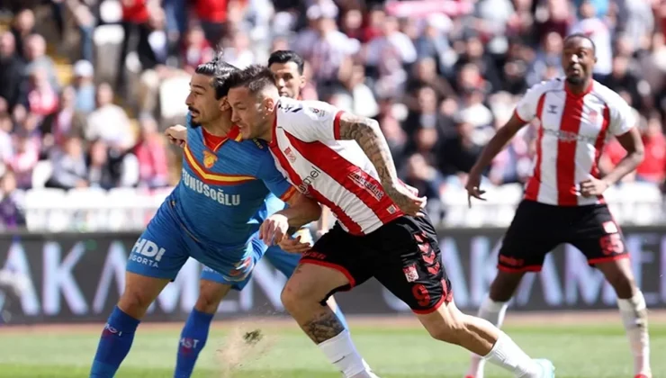 Rıza Çalımbay yönetimindeki Sivasspor, Göztepe’yi 3 golle yendi!