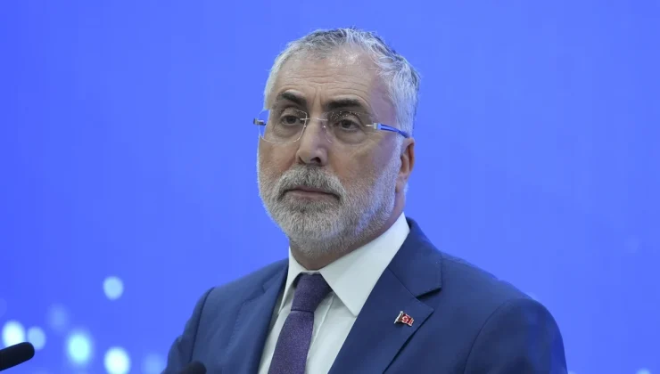 Vedat Işıkhan: Emeklilerin bayram ikramiyesi Meclis’ten geçtikten sonra hesaplara yatırılacak