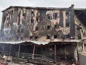 Uludağ Kervansaray Otel’de yangın çıktı! Can kaybı 3’e yükseldi