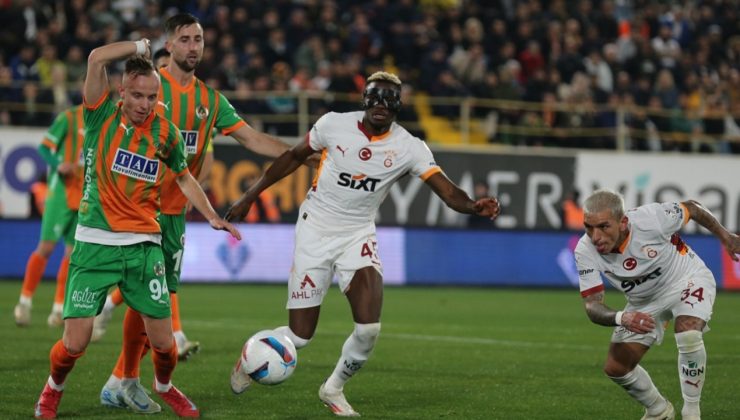 Galatasaray, mağlup düştüğü Alanyaspor karşısında attığı 2 golle 3 puan almasını bildi