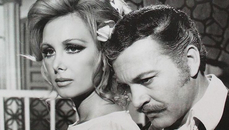 Filiz Akın hayatını kaybetti